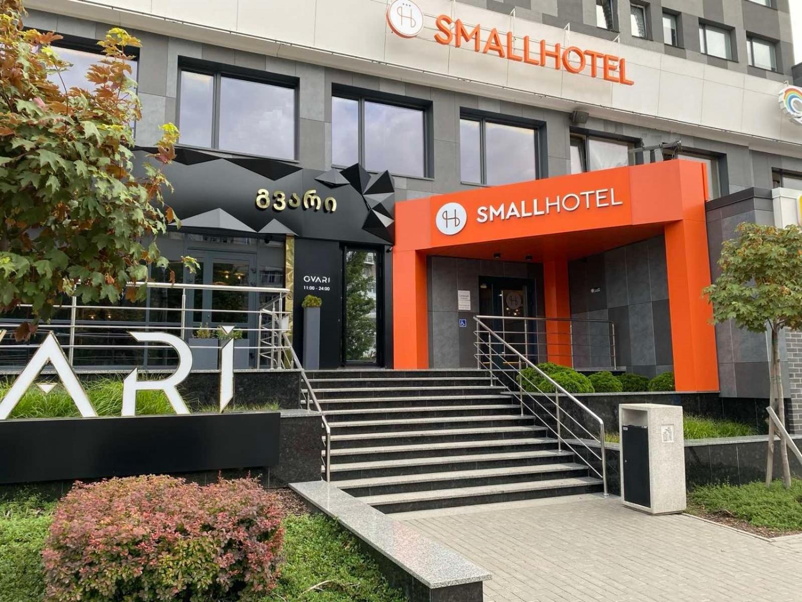 Small Hotel Vinnytsja Buitenkant foto